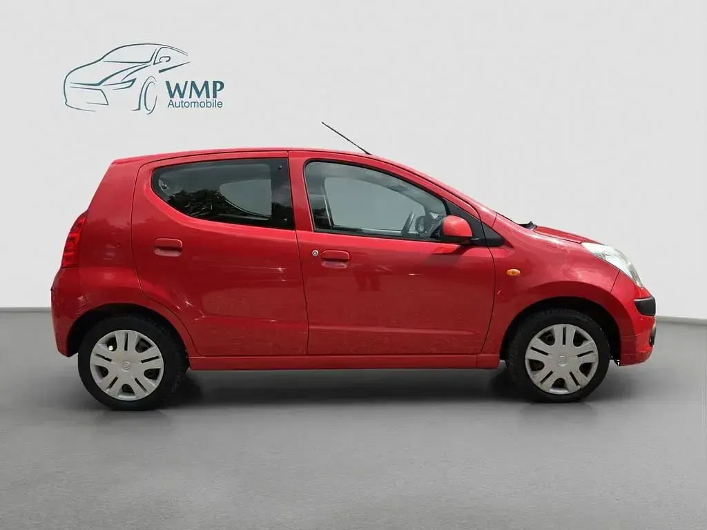 Gebraucht Nissan Pixo Acenta 68 PS (50 kW) 2012 Bright red (s) Kleinwagen