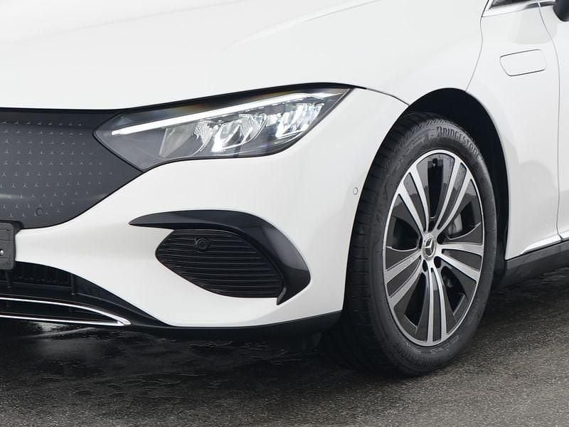 Gebraucht Mercedes EQE300 Advanced Plus 180 kW (245 PS) 2025 Weiß, Limousine