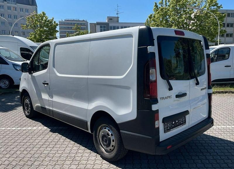Gebraucht Renault Trafic 120 PS (88 kW) 2021 Weiß Van / Kleinbus