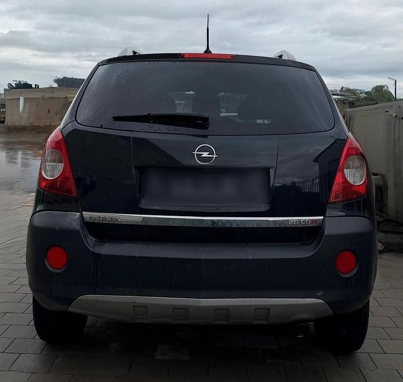Gebraucht Opel Antara 150 PS (110 kW) 2010 Schwarz SUV