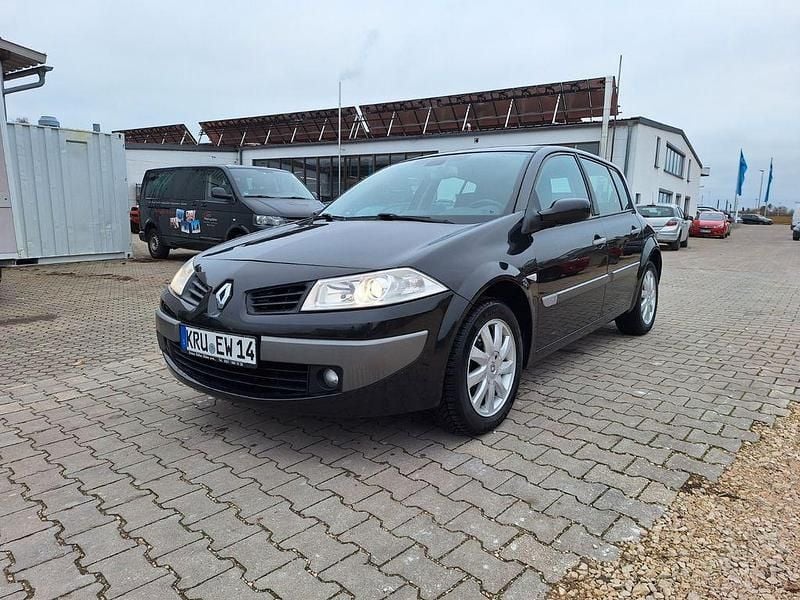 Schwarz Gebraucht 2006 Renault Mégane II Dynamique Kleinwagen | 2.590 € (Fairer Preis) - Bild 1/4
