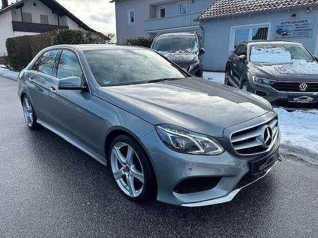 Silber Gebraucht 2014 Mercedes E250 AMG line Limousine | 17.990 € (Superpreis) - Bild 1/4