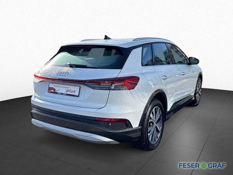 Gebraucht Audi Q4 e-tron Advanced 150 kW (204 PS) 2023 Gletscherweiß metallic SUV