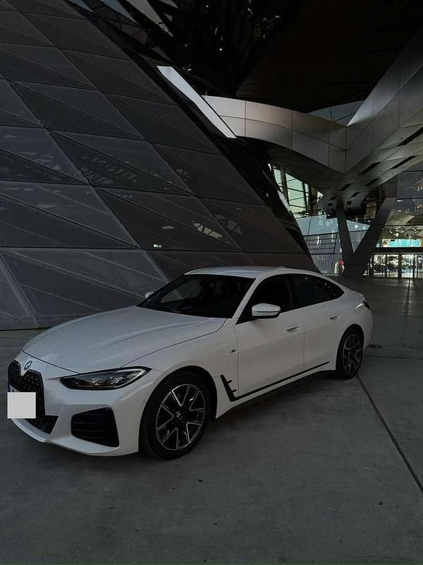 Gebraucht BMW 420 Coupé M Sport 190 PS (139 kW) 2022 Weiß Coupé