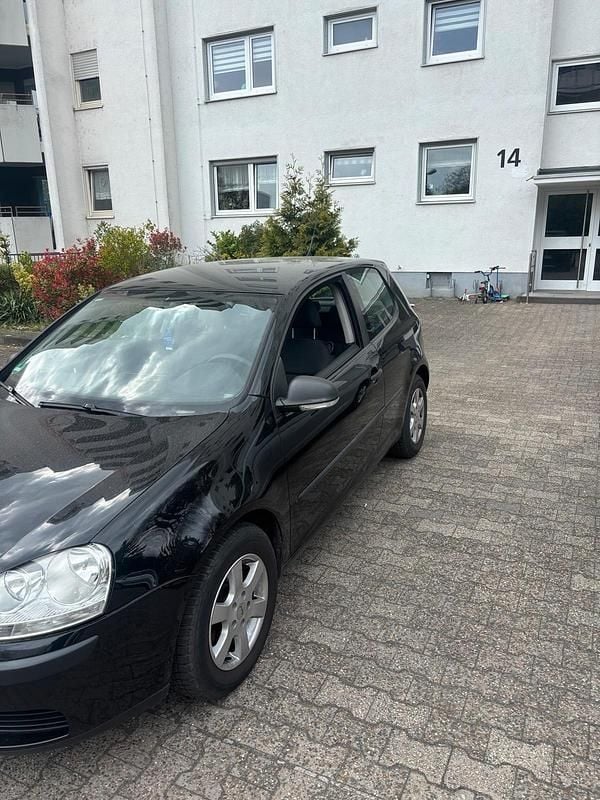 Gebraucht VW Golf V 102 PS (75 kW) 2006 Schwarz Kleinwagen