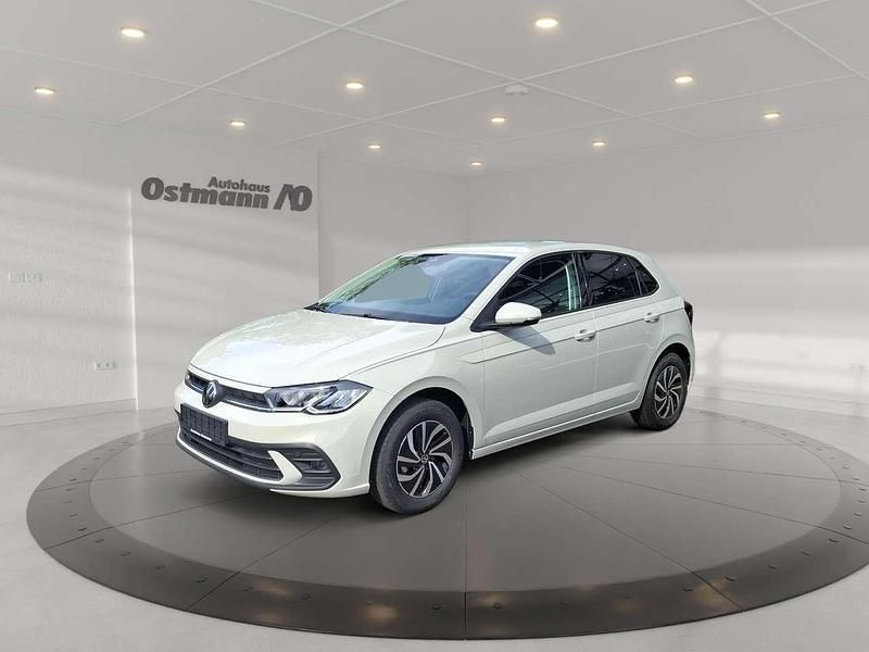Ascot grau uni Gebraucht 2025 VW Polo Life Kleinwagen | 22.350 € (Fairer Preis) - Bild 1/4