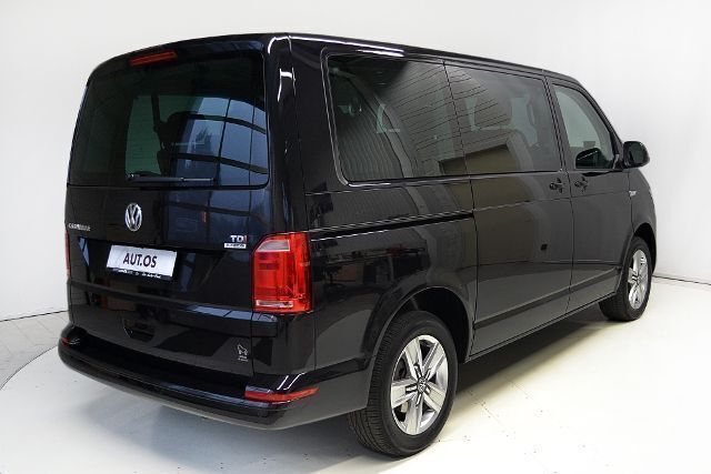 Gebraucht VW T6 Comfortline 150 PS (110 kW) 2016 Schwarz metallic Van