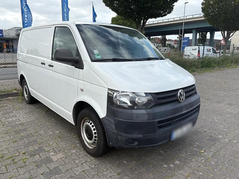 Weiß Gebraucht 2014 VW T5 Van | 9.500 € (Guter Preis) - Bild 1/4