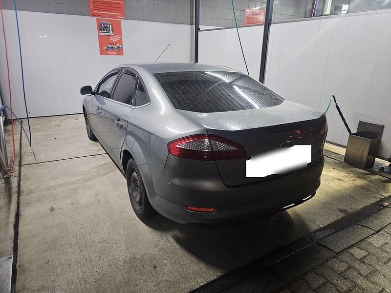 Grau Gebraucht 2007 Ford Mondeo Limousine | 1.899 € (Guter Preis) - Bild 1/4