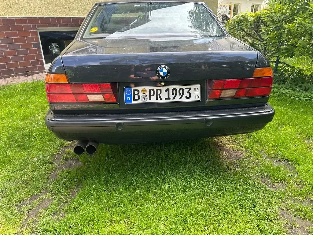 Gebraucht BMW 730 296 PS (217 kW) 1990 Schwarz Limousine