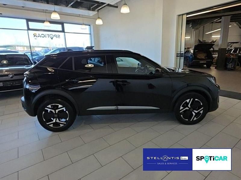 Gebraucht Peugeot 2008 Allure 131 PS (96 kW) 2023 Schwarz SUV