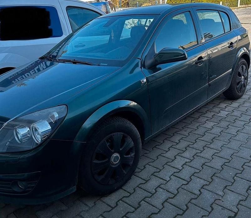 Gebraucht Opel Astra 90 PS (66 kW) 2005 Grün Limousine