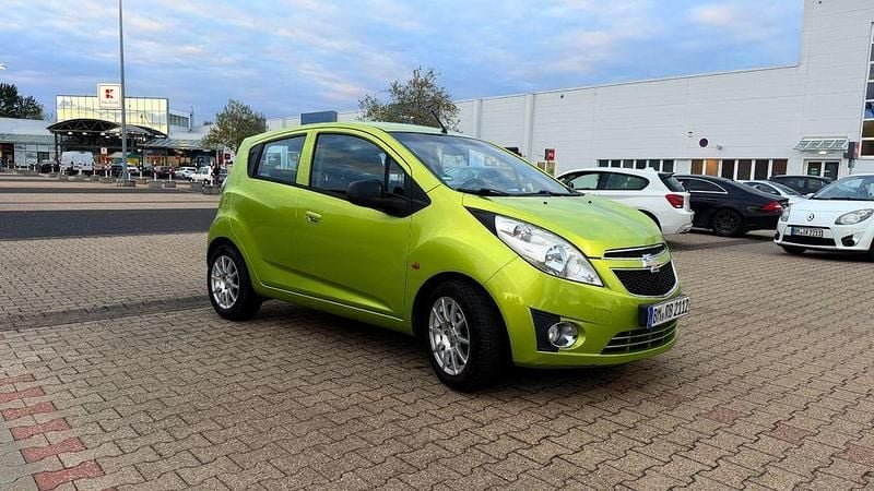 Second-hand Chevrolet Spark LS 68 CP (50 kW) 2011 Verde Hatchback
