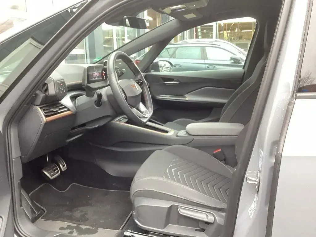 Second-hand Cupra Born 150 kW (204 CP) 2023 Gri Hatchback