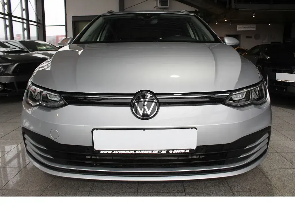 Usata VW Golf VIII Life 150 CV (110 kW) 2023 Argento Station wagon