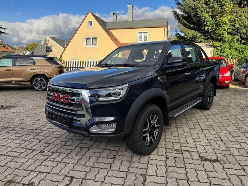 Neu JAC JS8 204 PS (150 kW) 2026 Schwarz metallic SUV