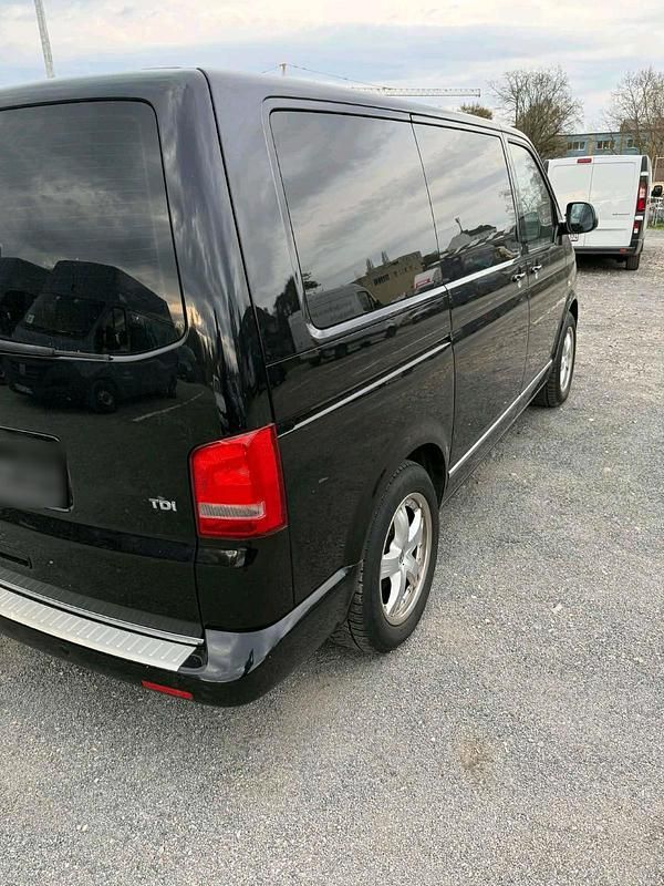 Usata VW Multivan Highline 180 CV (132 kW) 2010 Nero Monovolume