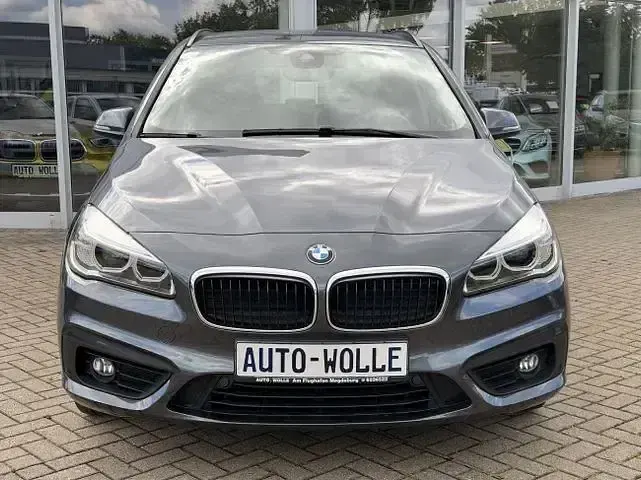 Gebraucht BMW 218 Advantage 136 PS (100 kW) 2018 Grau Van / Kleinbus