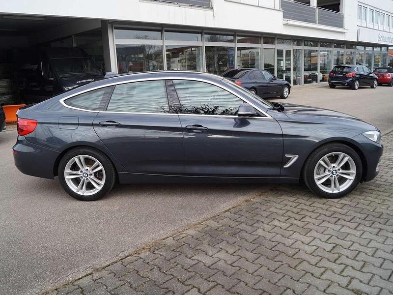Gebraucht BMW 340 Gran Turismo 326 PS (239 kW) 2018 Arktisgrau Coupé