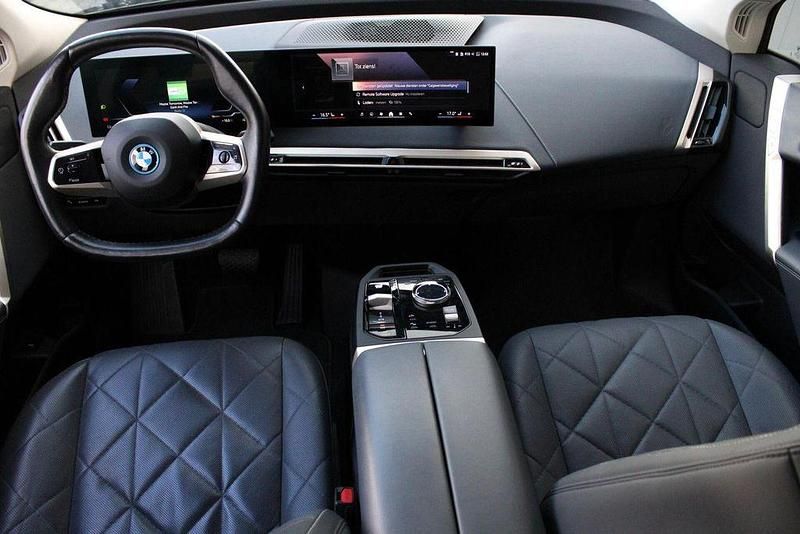 Gebraucht BMW iX 239 kW (326 PS) 2023 Schwarz SUV