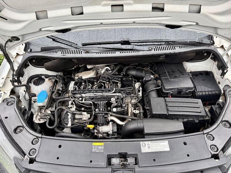 Gebraucht VW Caddy Startline 75 PS (55 kW) 2014 Weiß Van / Kleinbus