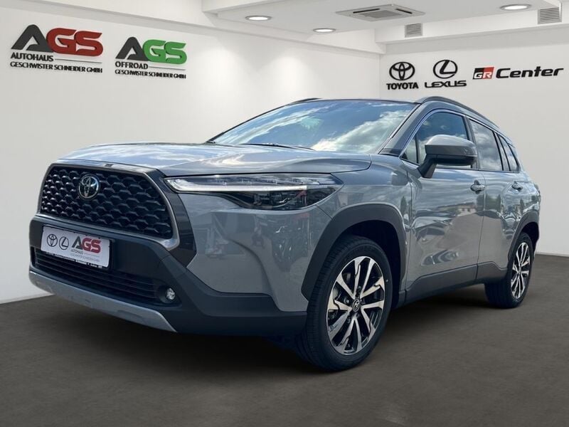 Grau Neu 2025 Toyota Corolla Cross Premium SUV | 41.790 € (Teuer) - Bild 1/4