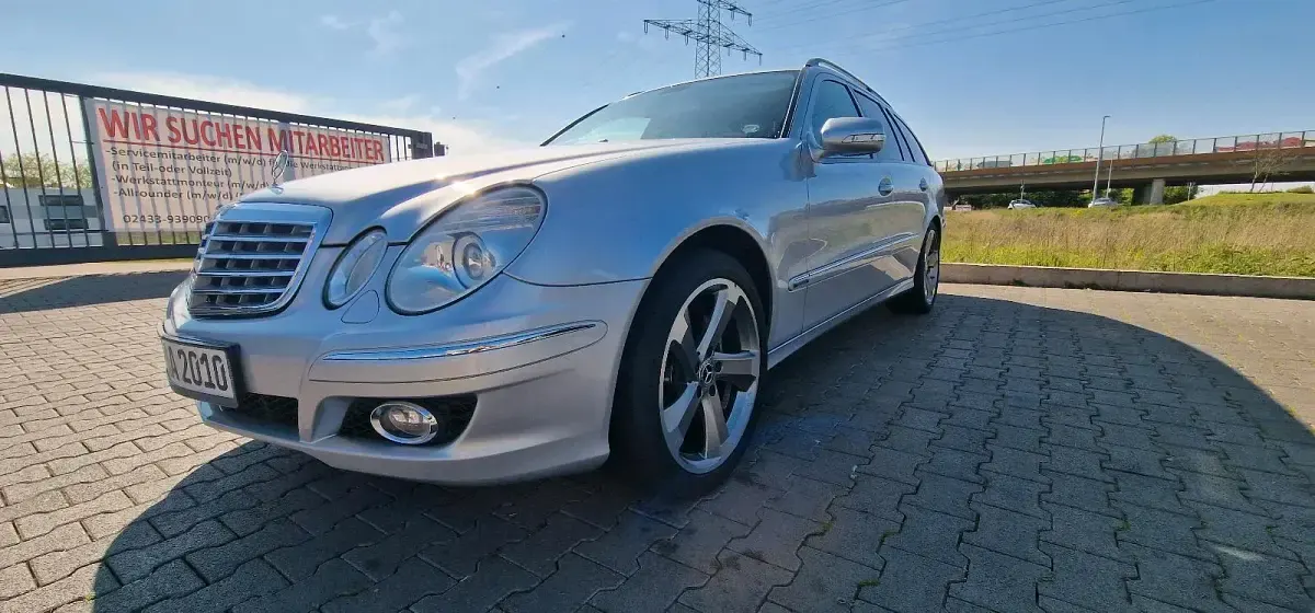 Gebraucht Mercedes E200 184 PS (135 kW) 2007 Silber Kombi