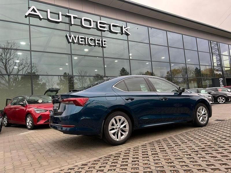 Gebraucht Skoda Octavia 150 PS (110 kW) 2020 Blau Limousine