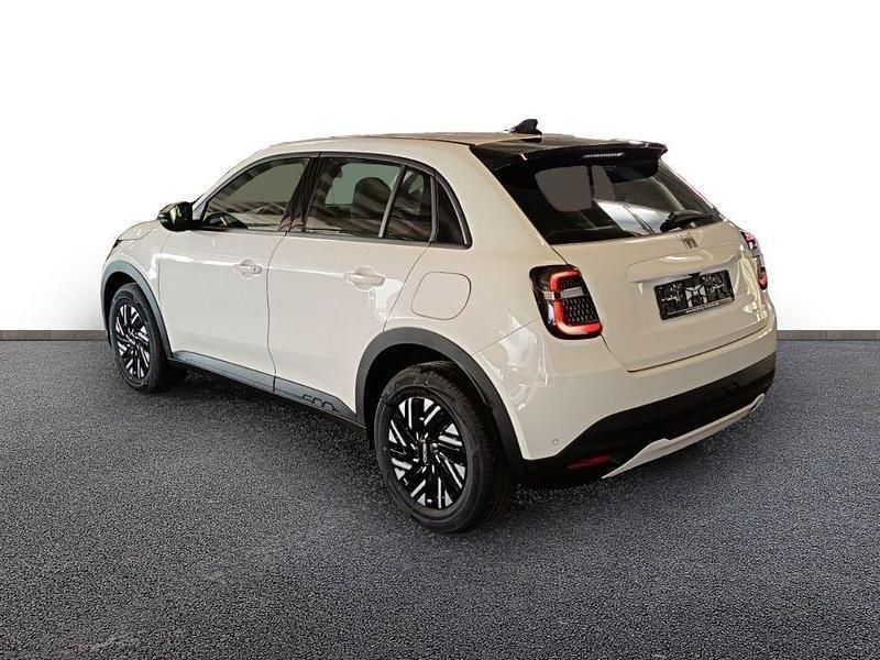 Gebraucht Fiat 600 Business 110 PS (80 kW) 2026 Gelato weiß SUV