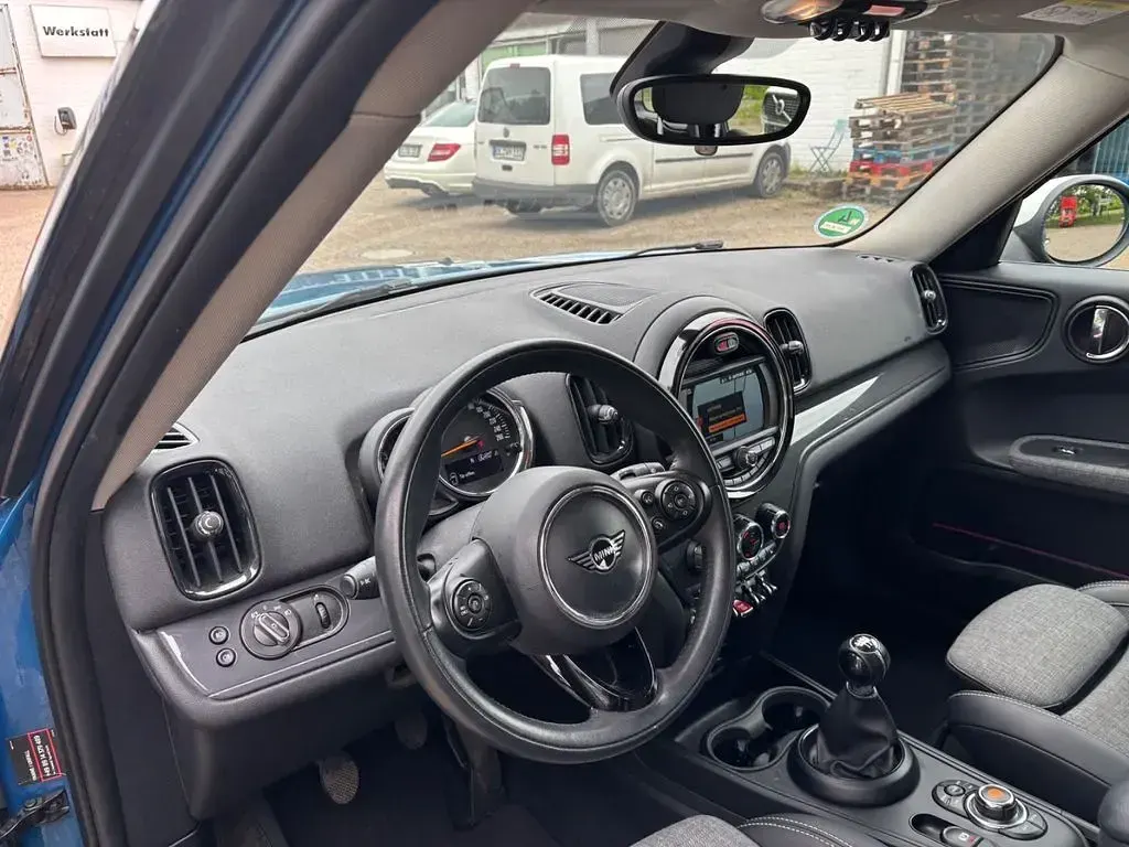 Gebraucht Mini Cooper D Countryman 150 PS (110 kW) 2019 Island blue (metallic) SUV