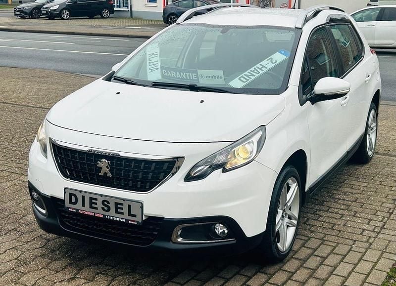 Weiß Gebraucht 2018 Peugeot 2008 SUV | 7.590 € (Guter Preis) - Bild 1/4