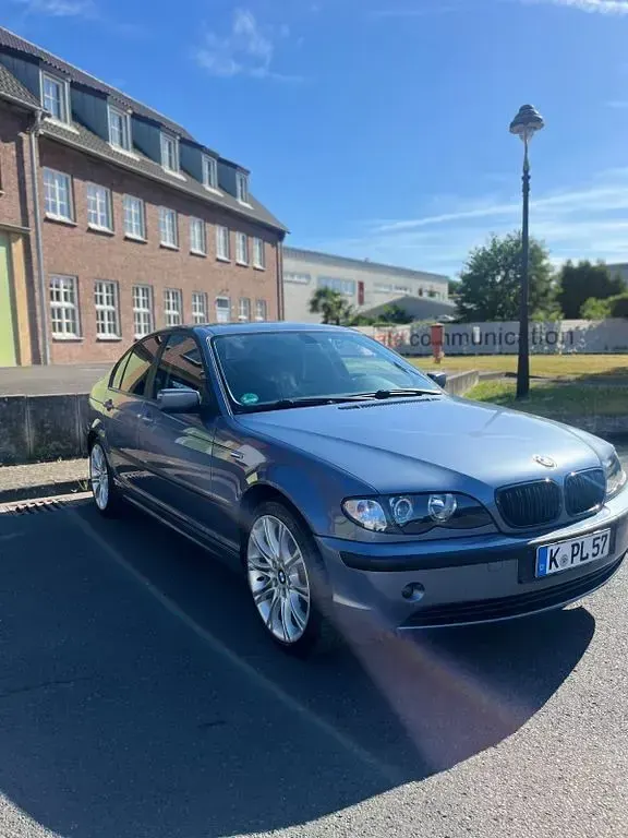 Gebraucht BMW 316 116 PS (85 kW) 2003 Blau Limousine