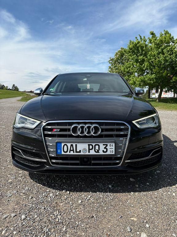 Gebraucht Audi S3 Comfort 300 PS (220 kW) 2014 Schwarz Limousine