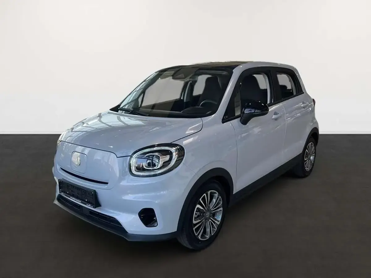 Usado Leapmotor T03 69 kW (95 CV) 2025 Plateado Utilitario