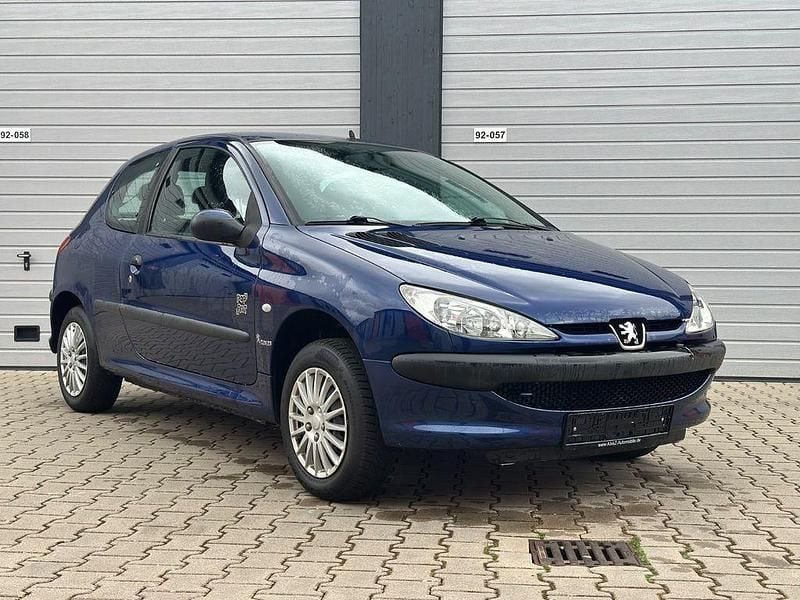 Gebraucht Peugeot 206 60 PS (44 kW) 2004 Blau Limousine