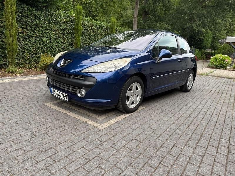 Blau Gebraucht 2007 Peugeot 207 Sport Limousine | 1.499 € (Guter Preis) - Bild 1/4