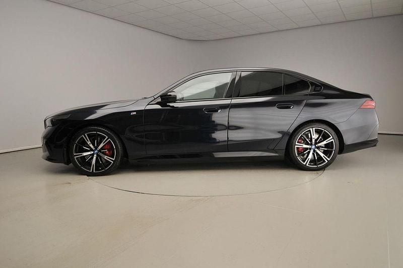 Gebraucht BMW i5 M Sport 442 kW (601 PS) 2024 Schwarz Limousine