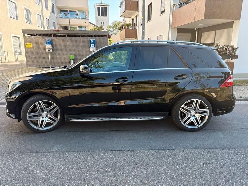 Gebraucht Mercedes ML500 AMG line 408 PS (300 kW) 2013 Schwarz SUV