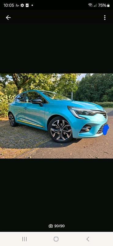 Blau Gebraucht 2021 Renault Clio V Intens Limousine | 18.000 € (Etwas zu teuer) - Bild 1/4
