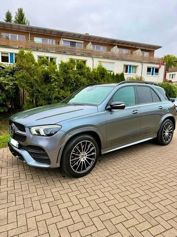 Grau Gebraucht 2022 Mercedes GLE400 AMG SUV | 71.000 € (Guter Preis) - Bild 1/4