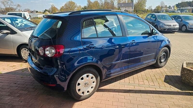 Gebraucht VW Golf Plus Cross Comfortline 105 PS (77 kW) 2010 Blau Van / Kleinbus