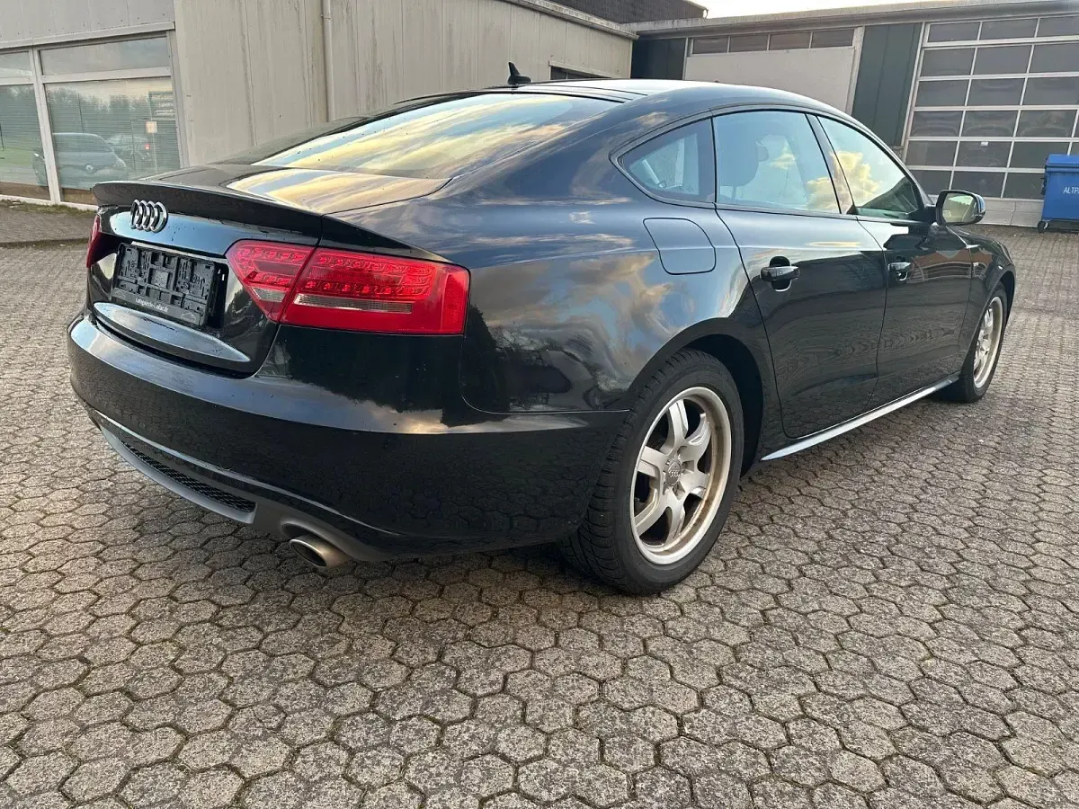 Gebraucht Audi A5 Business 190 PS (139 kW) 2011 Schwarz Coupé