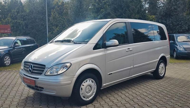 Silber Gebraucht 2008 Mercedes Viano Van / Kleinbus | 13.990 € (Teuer) - Bild 1/4
