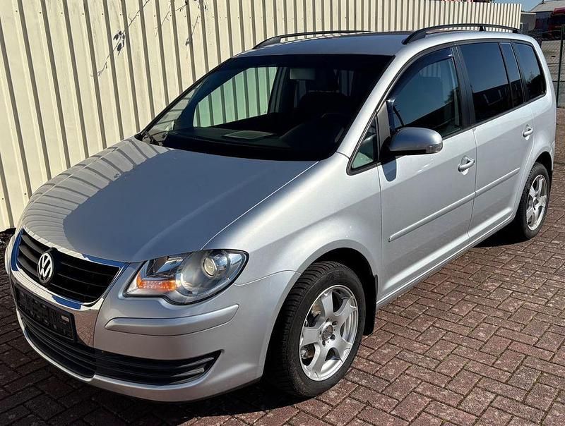 Gebraucht VW Touran Trendline 140 PS (102 kW) 2007 Silber Van / Kleinbus