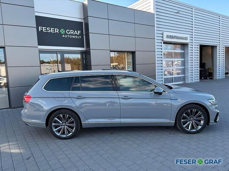 Gebraucht VW Passat GTE 218 PS (160 kW) 2022 Mondsteingrau Kombi