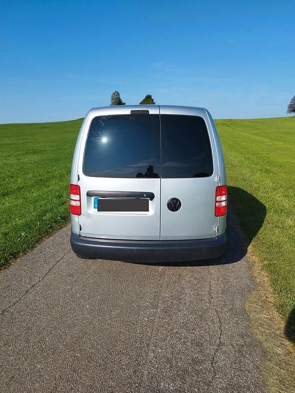 Gebraucht VW Caddy Edition 102 PS (75 kW) 2015 Silber Van / Kleinbus