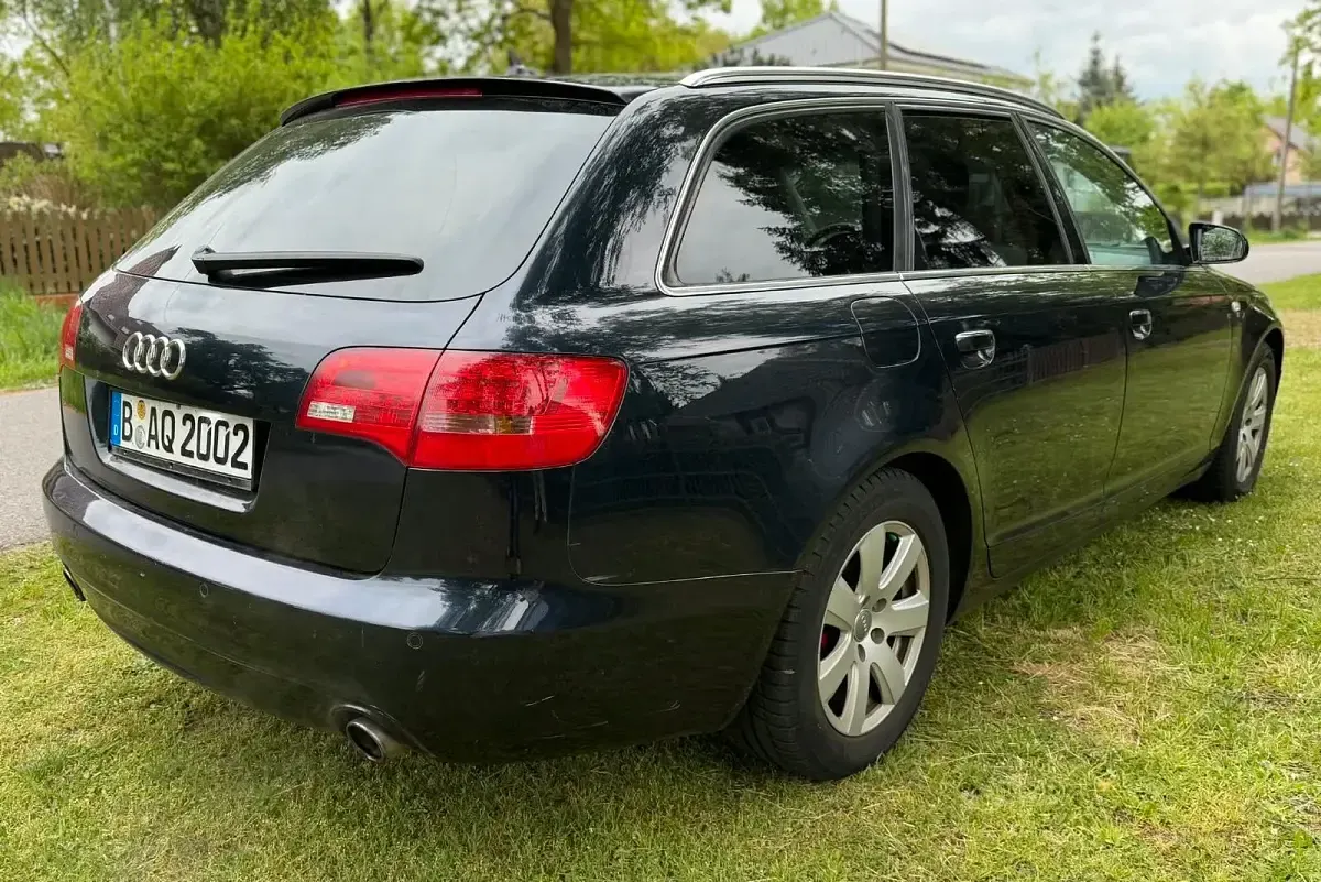 Gebraucht Audi A6 256 PS (188 kW) 2006 Blau Kombi