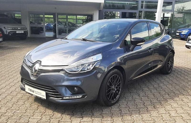 Grau Gebraucht 2018 Renault Clio IV LIMITED Kleinwagen | 9.940 € (Fairer Preis) - Bild 1/4