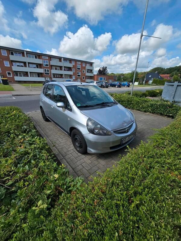 Silber Gebraucht 2004 Honda Jazz Kleinwagen | 1.100 € (Guter Preis) - Bild 1/4