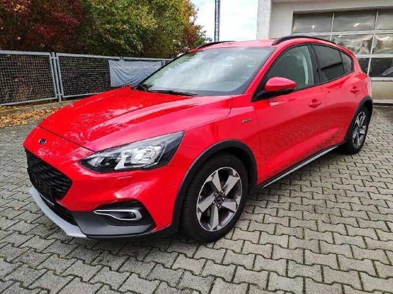 Usata Ford Focus Active 125 CV (91 kW) 2020 Rosso Berlina